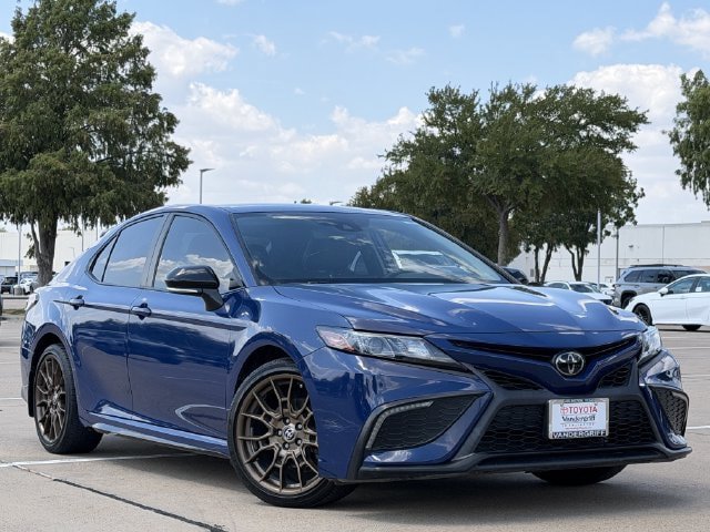 Certified 2023 Toyota Camry SE FWD image 2