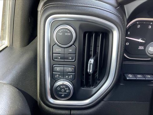 Used 2021 GMC Sierra 2500 Denali w/ Denali Black Diamond Edition image 34