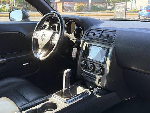 Used 2013 Dodge Challenger R/T Plus RWD image 19