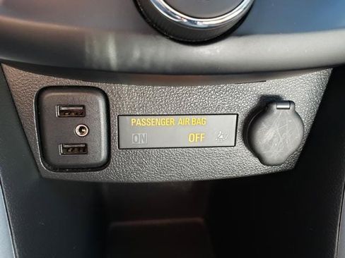 Used 2019 Chevrolet Trax LT w/ Driver Confidence Package AWD/4WD image 24