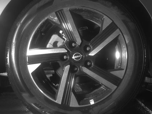 Used 2025 Nissan Sentra SV FWD image 15