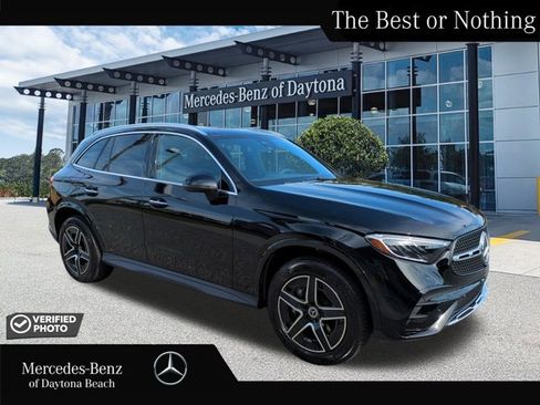 Used 2026 Mercedes-Benz GLC 300 image 1