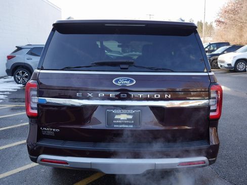 Used 2023 Ford Expedition Limited image 6