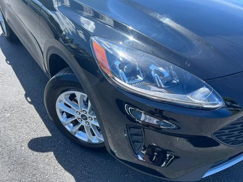 Certified 2022 Ford Escape S AWD/4WD image 2