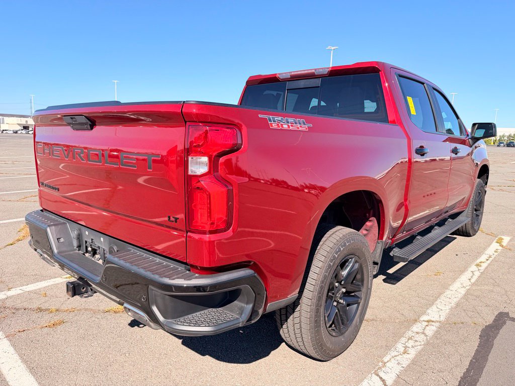 Used 2021 Chevrolet Silverado 1500 LT Trail Boss w/ Convenience Package II AWD/4WD image 4