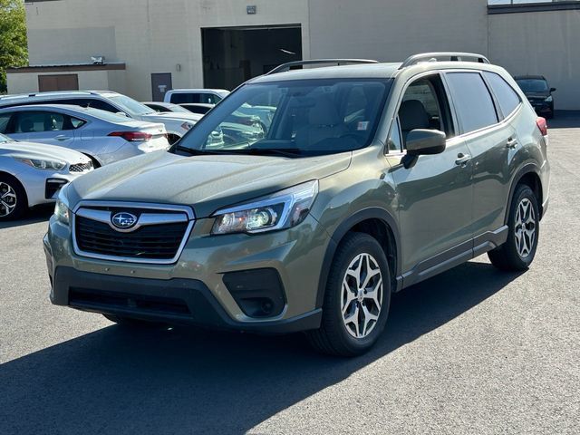 Used 2020 Subaru Forester Premium AWD/4WD image 6