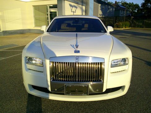 Used 2013 Rolls-Royce Ghost RWD image 88