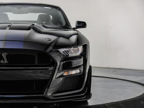 Used 2021 Ford Mustang Shelby GT500 w/ Carbon Fiber Track Pack RWD image 30