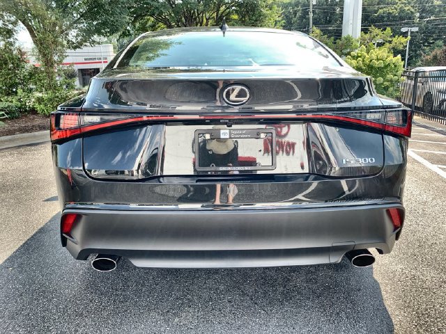 Used 2025 Lexus IS 300 RWD image 7