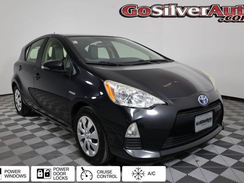 Used 2014 Toyota Prius C One image 1