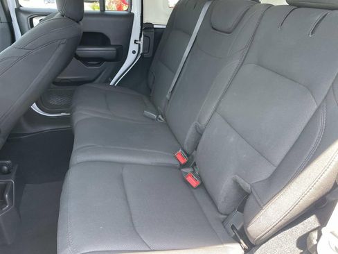 Used 2023 Jeep Wrangler Unlimited Sport AWD/4WD image 24