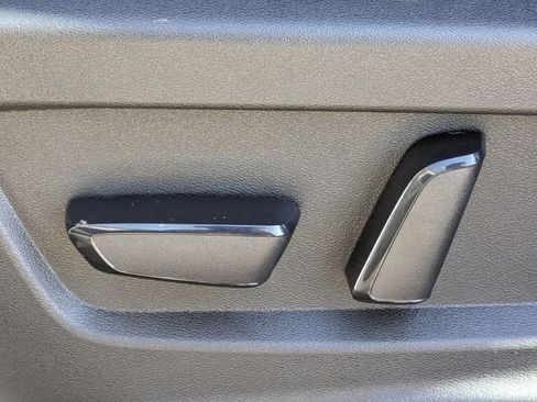 New 2026 Nissan Leaf SV+ w/ Illuminated Package image 22