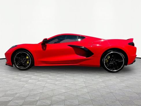 Used 2020 Chevrolet Corvette Stingray Coupe w/ Z51 Performance Package RWD image 9
