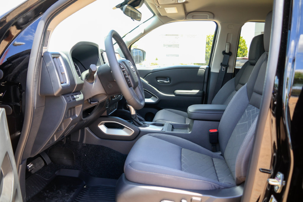 New 2026 Nissan Frontier SV w/ All-Weather Content Package RWD image 7