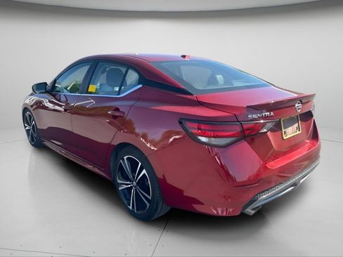 Used 2020 Nissan Sentra SR w/ Premium Package FWD image 12