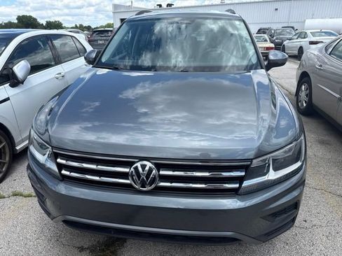 Used 2018 Volkswagen Tiguan S w/ 3rd Row Seat Package AWD/4WD image 6