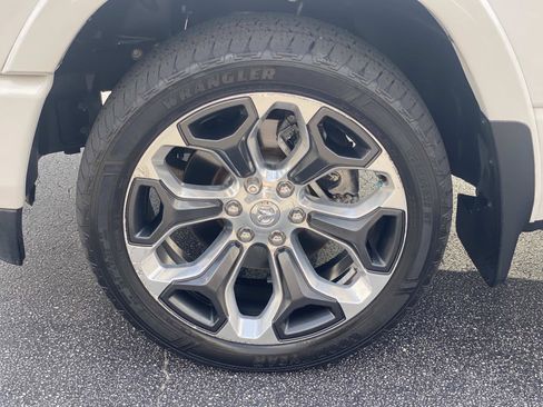 Used 2020 RAM 1500 Limited AWD/4WD image 12