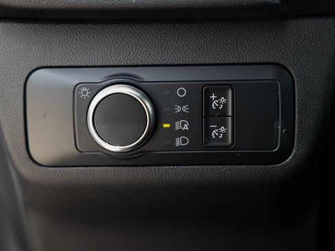 Used 2020 Ford Escape SE FWD image 43