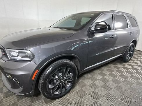 Used 2024 Dodge Durango GT w/ Blacktop Package AWD/4WD image 6