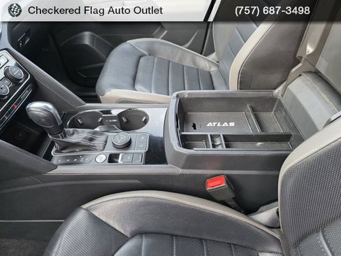 Used 2021 Volkswagen Atlas Cross Sport SEL Premium image 40