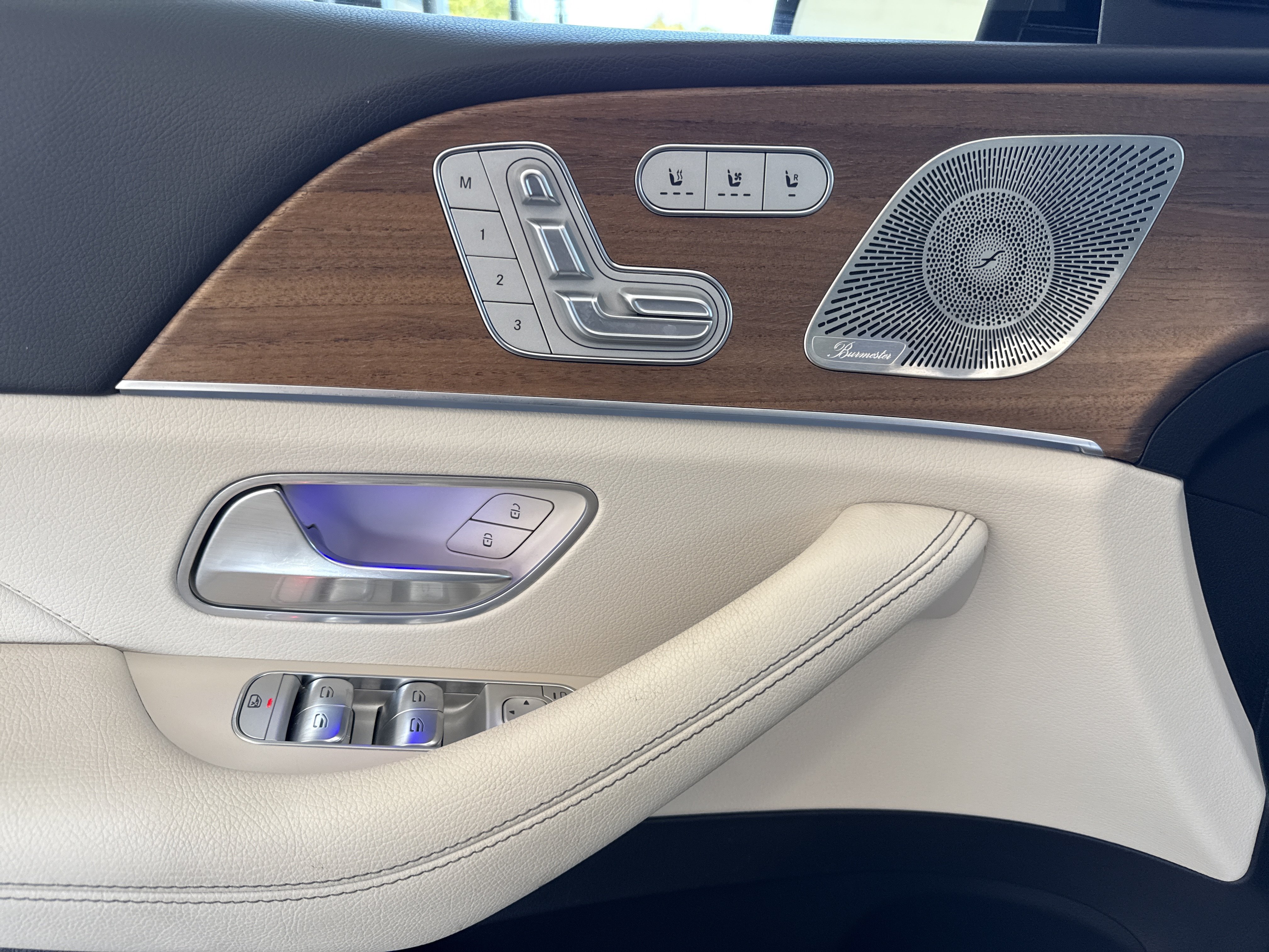 Certified 2024 Mercedes-Benz GLS 450 4MATIC image 17