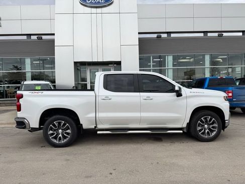 Used 2019 Chevrolet Silverado 1500 LT w/ All-Star Edition AWD/4WD image 33