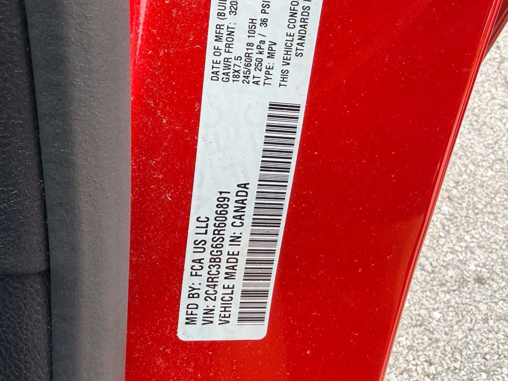 Used 2025 Chrysler Pacifica Select AWD/4WD image 11