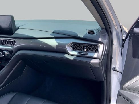 Used 2026 Acura Integra FWD image 17