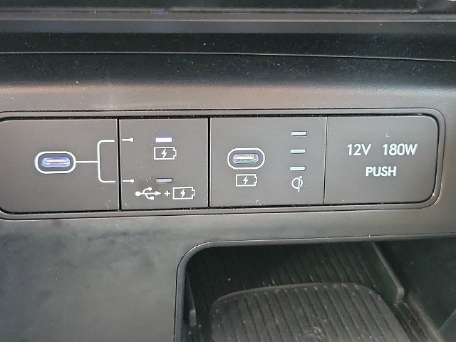Used 2025 Hyundai Tucson SEL FWD image 26