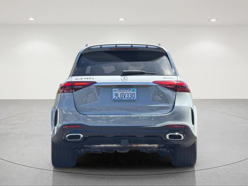Used 2024 Mercedes-Benz GLE 450e 4MATIC image 4