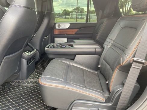 Used 2023 Lincoln Navigator Black Label AWD/4WD image 29