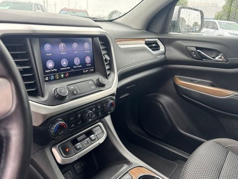 Used 2020 GMC Acadia SLE FWD image 22