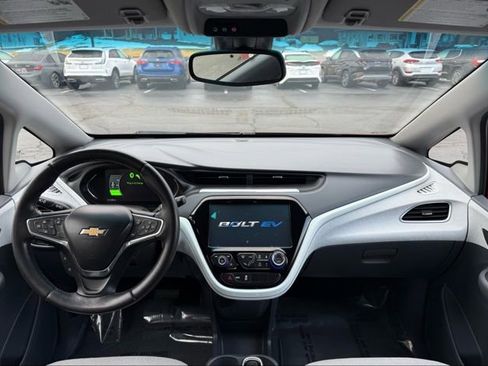 Used 2021 Chevrolet Bolt LT image 19