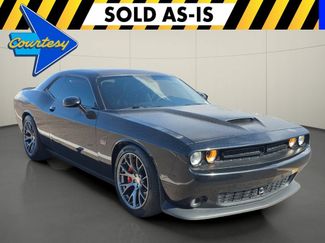 Used 2016 Dodge Challenger SRT w/ Technology Group RWD video 1