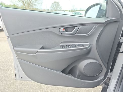 Used 2023 Hyundai Kona SEL w/ Cargo Package image 23