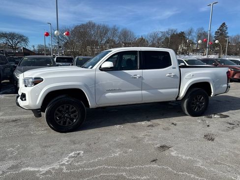 Used 2023 Toyota Tacoma SR5 image 4