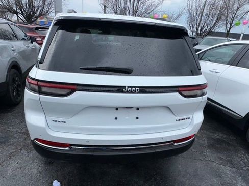 Used 2022 Jeep Grand Cherokee Limited image 4