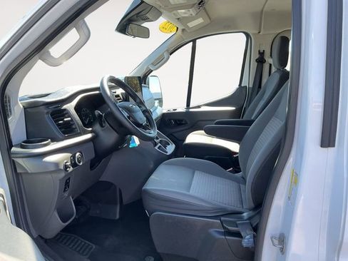 Used 2022 Ford Transit 350 XLT RWD image 7