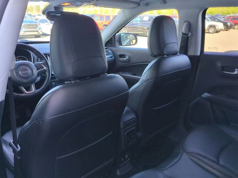 Certified 2019 Jeep Compass Limited image 18