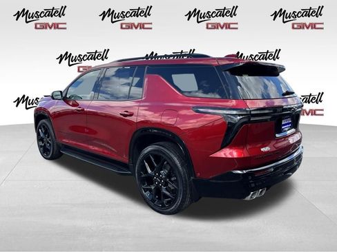 Used 2024 Chevrolet Traverse RS w/ LPO, Floor Liner Package AWD/4WD image 5