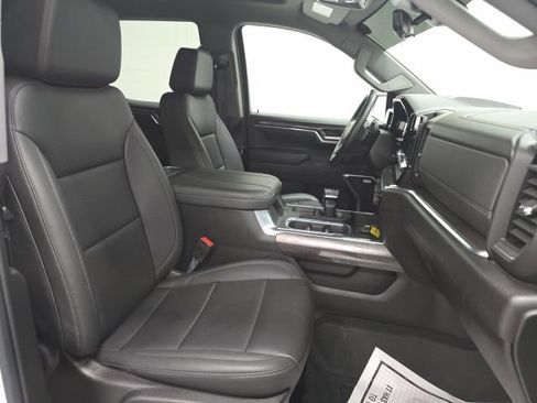 Certified 2024 Chevrolet Silverado 1500 LTZ w/ Technology Package image 29