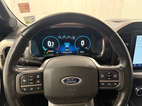 Used 2022 Ford F150 Lariat AWD/4WD image 12