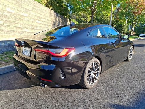 Used 2023 BMW 430i xDrive Coupe w/ Convenience Package image 6