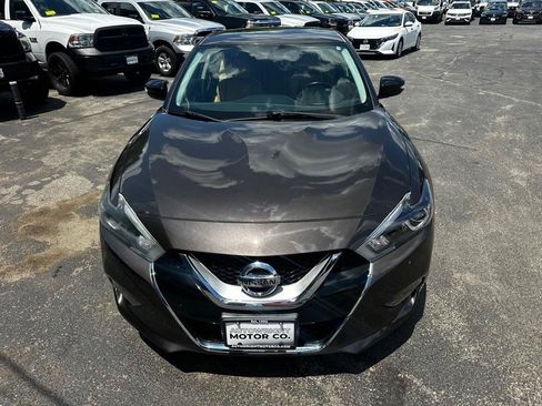 Used 2016 Nissan Maxima SR FWD image 9
