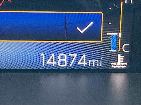 Used 2023 Chevrolet Colorado Z71 w/ Z71 Convenience Package 2 image 12