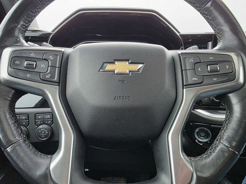 Used 2022 Chevrolet Silverado 1500 LTZ AWD/4WD image 25