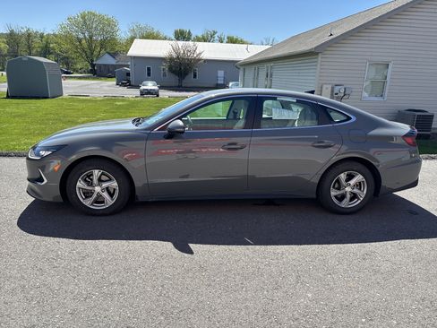 Used 2023 Hyundai Sonata SE FWD image 7