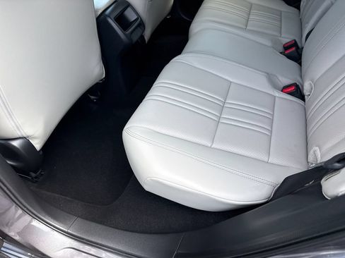 Certified 2025 Honda HR-V EX-L image 18