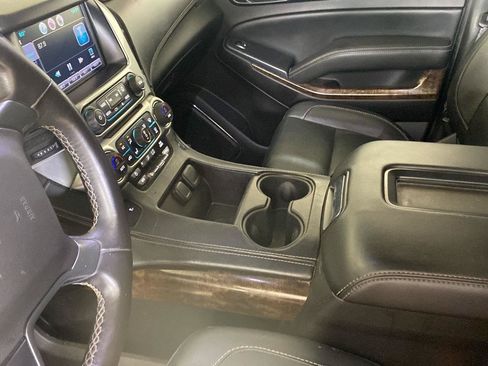 Used 2015 Chevrolet Suburban LT AWD/4WD image 7