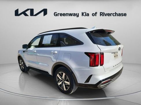 Used 2021 Kia Sorento S w/ Panoramic Sunroof Package FWD image 4